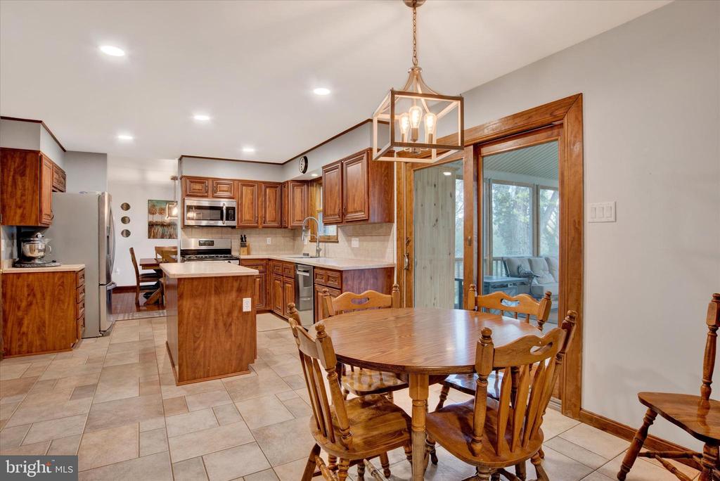 448 Pawnee Dr