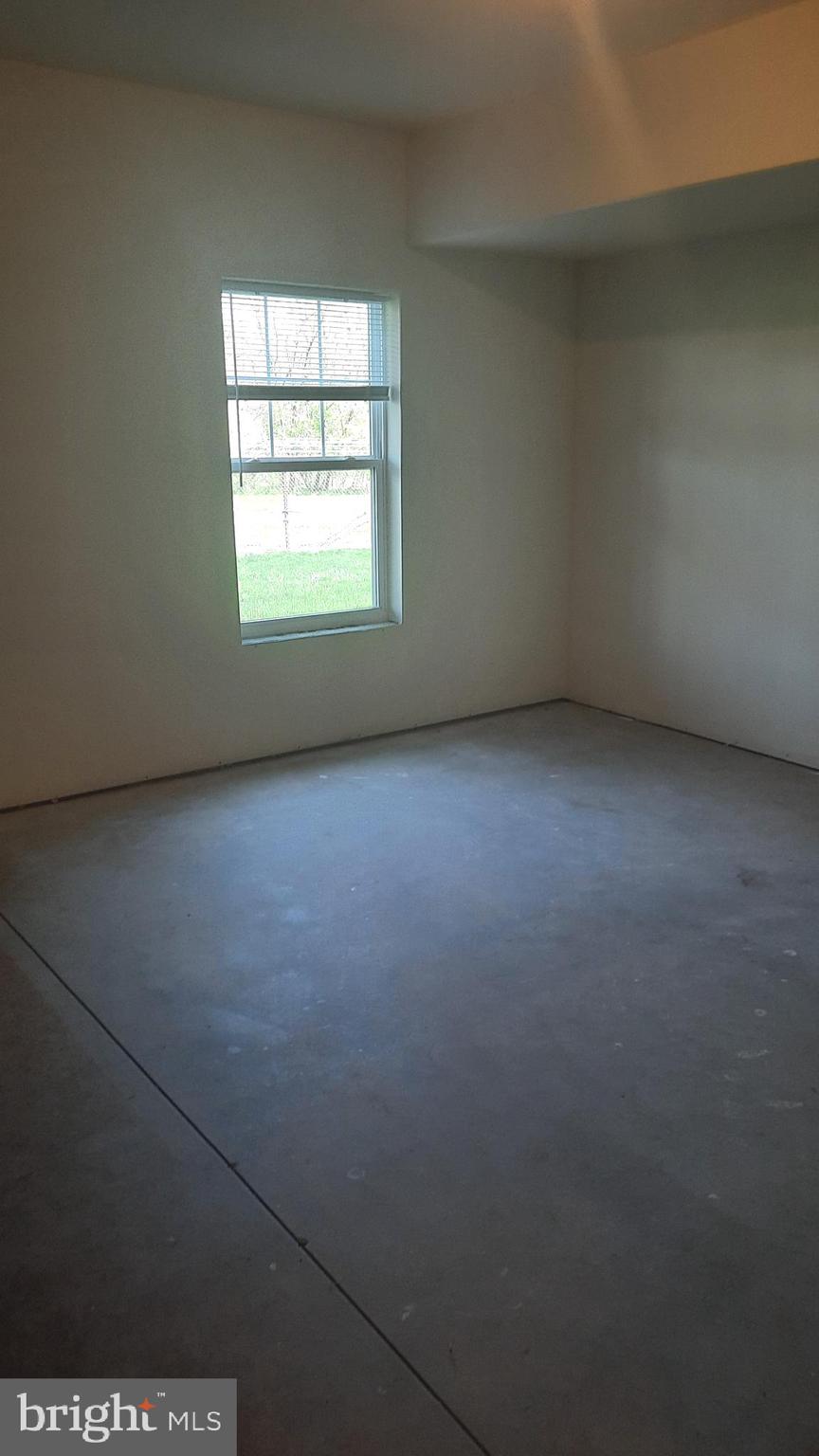 825 ADMIRALS QUAY DR