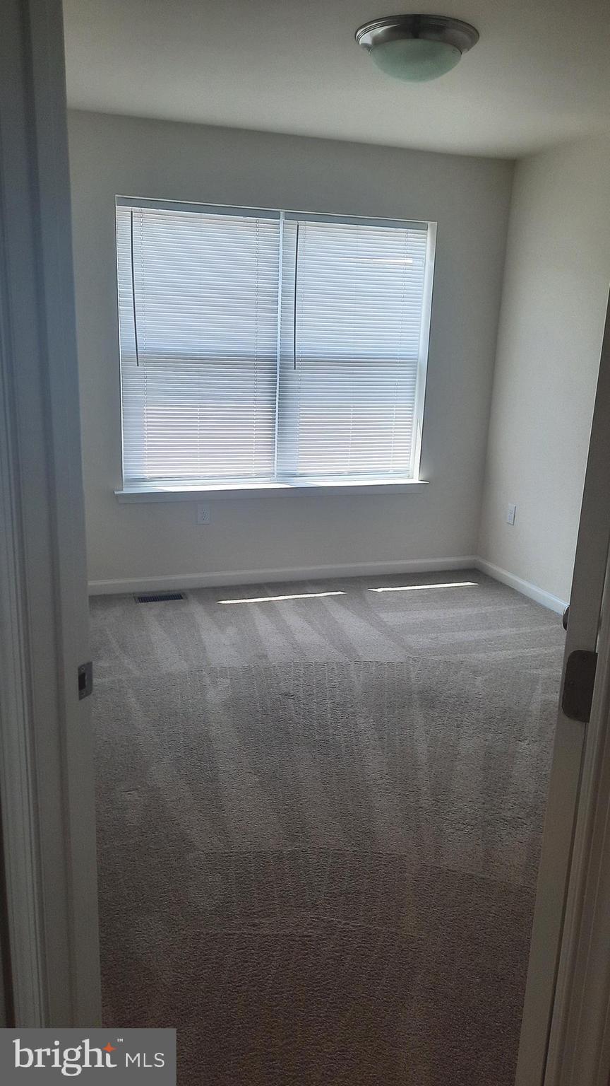 825 ADMIRALS QUAY DR