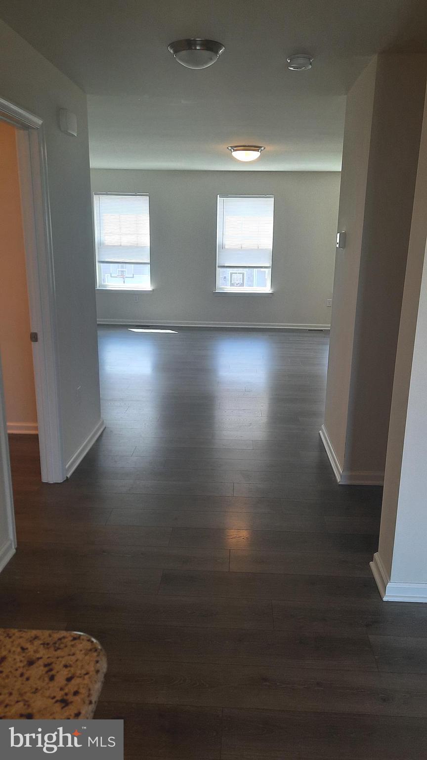 825 ADMIRALS QUAY DR