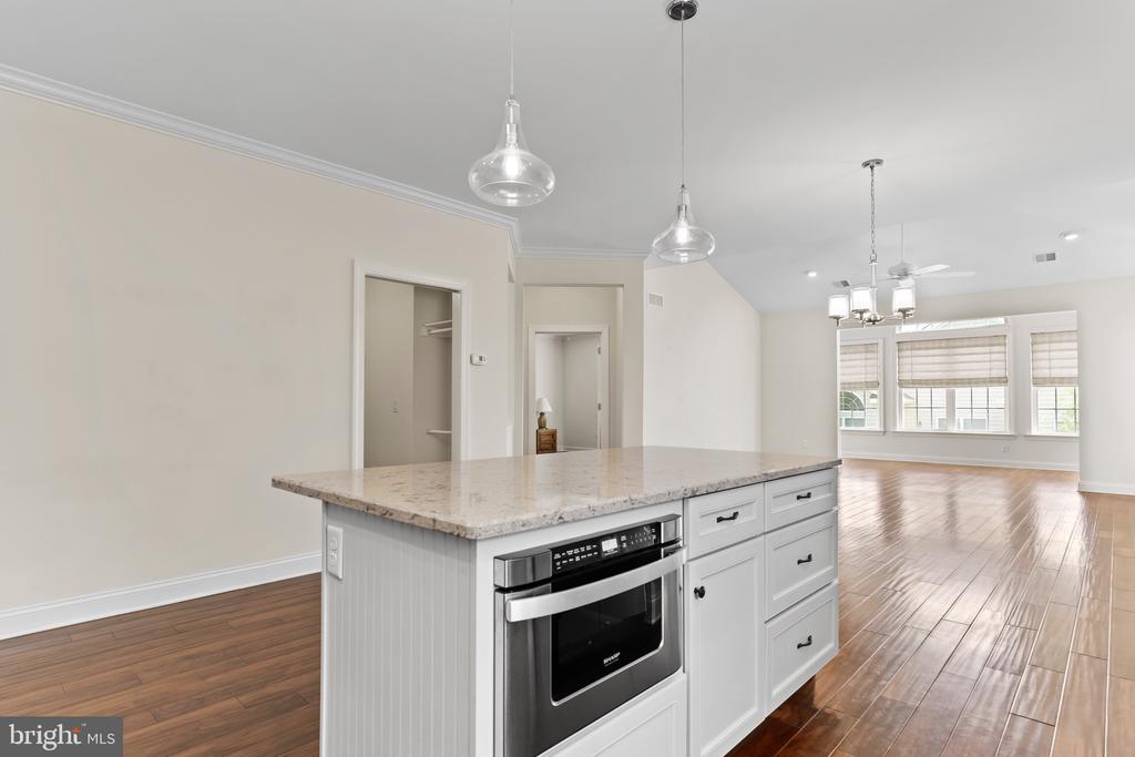 309 Valor Dr