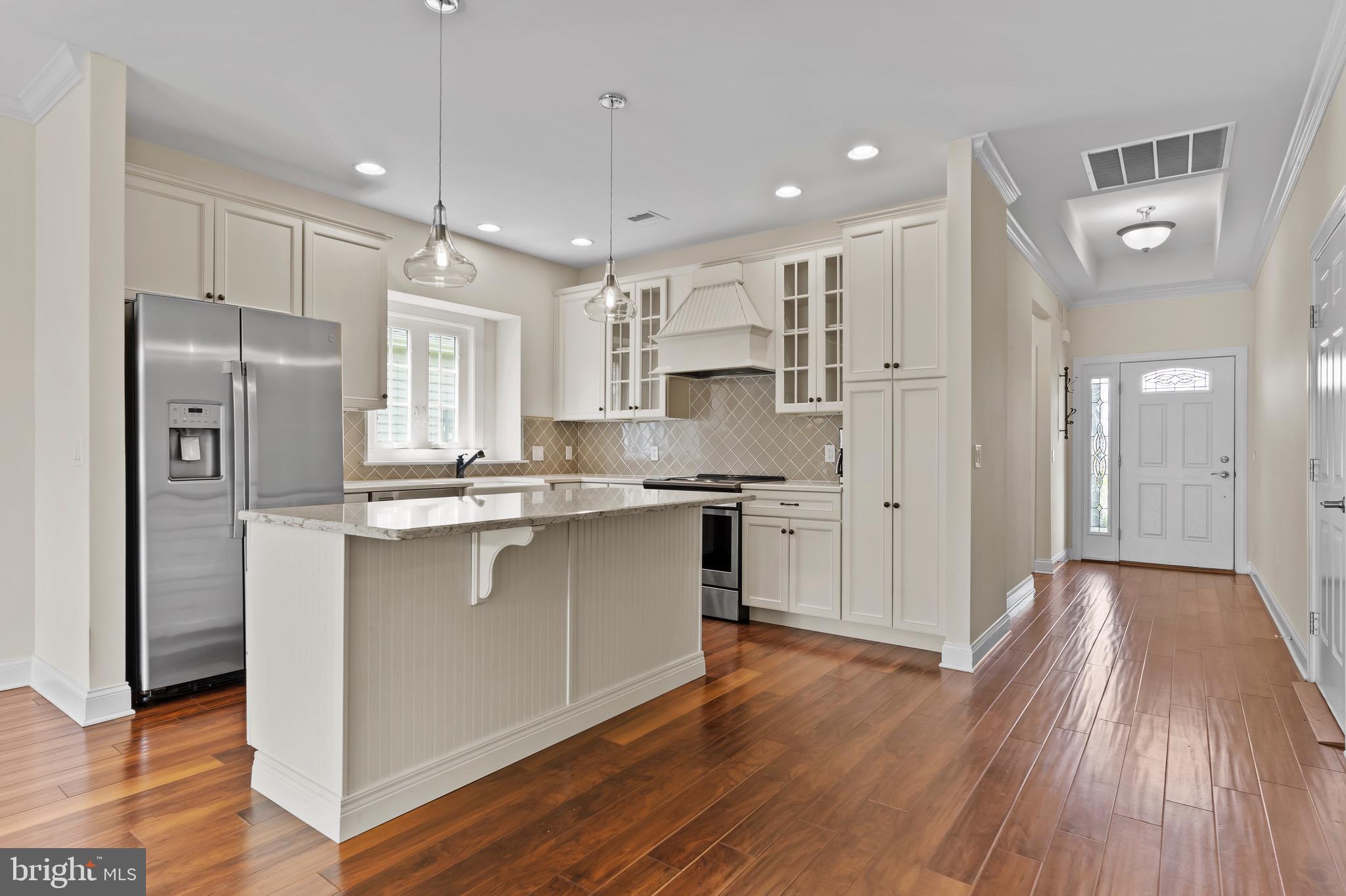 309 Valor Dr