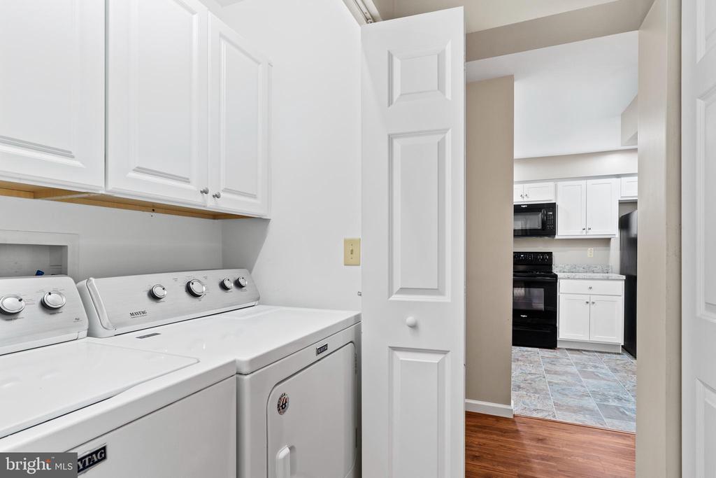 1110 Sterling Ct