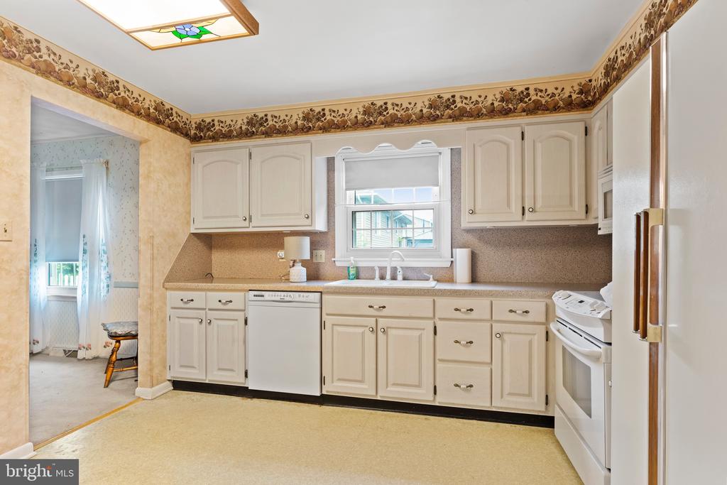 4411 Royal Oak Rd