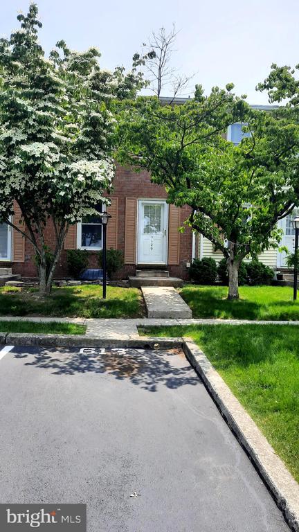 609 ALLENVIEW DRIVE