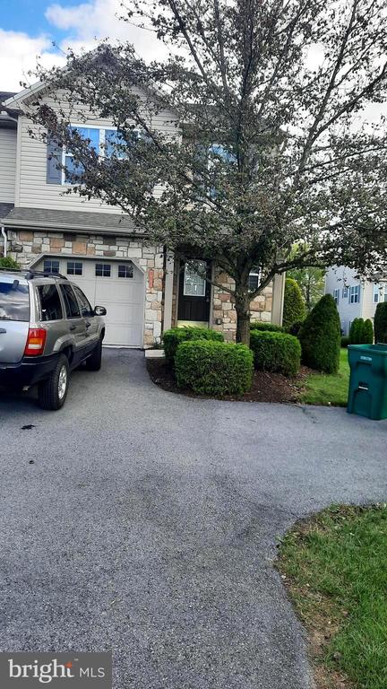 311 MERCURY DRIVE