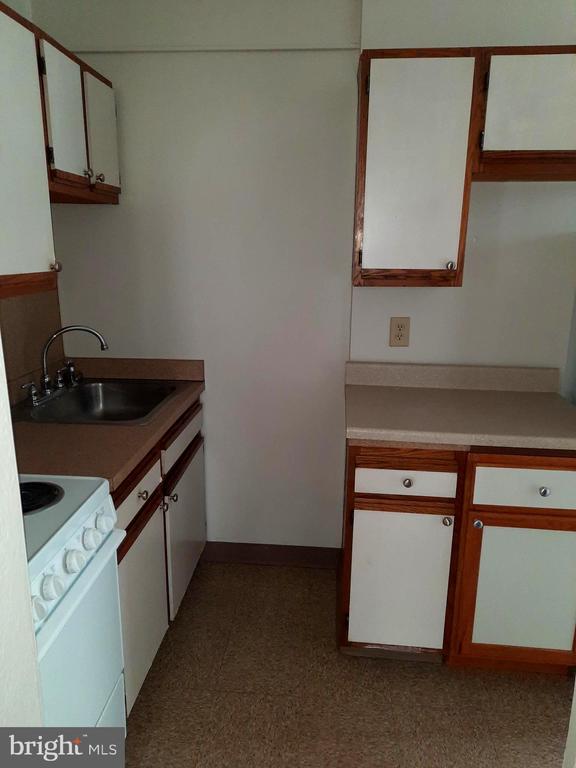 12 S FILBERT ST #B1