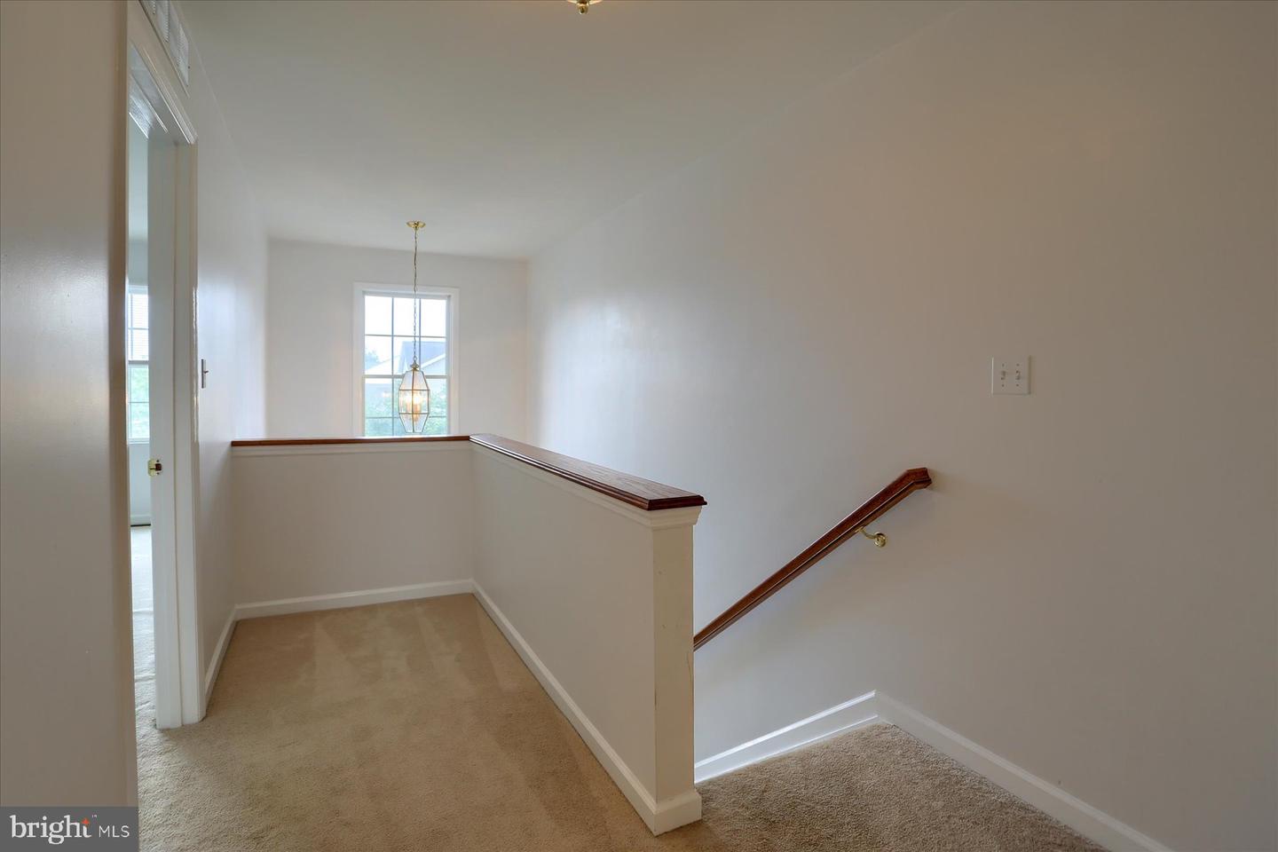 42 Nottingham Dr
