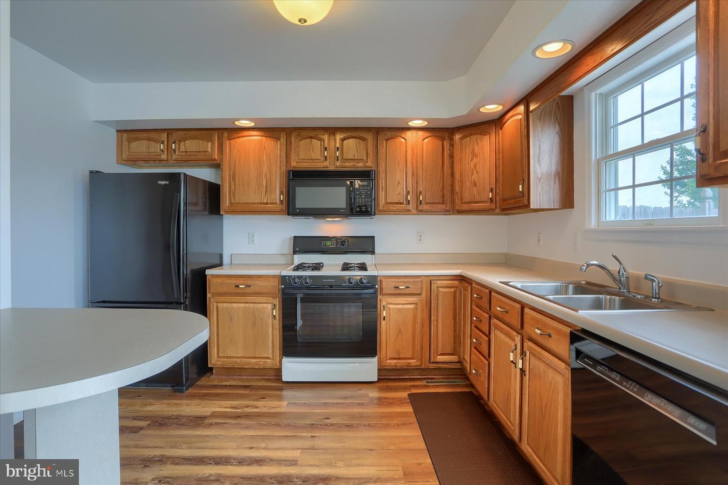 42 Nottingham Dr