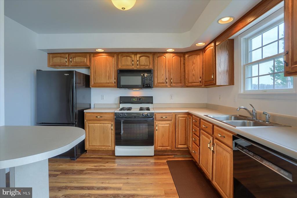 42 Nottingham Dr
