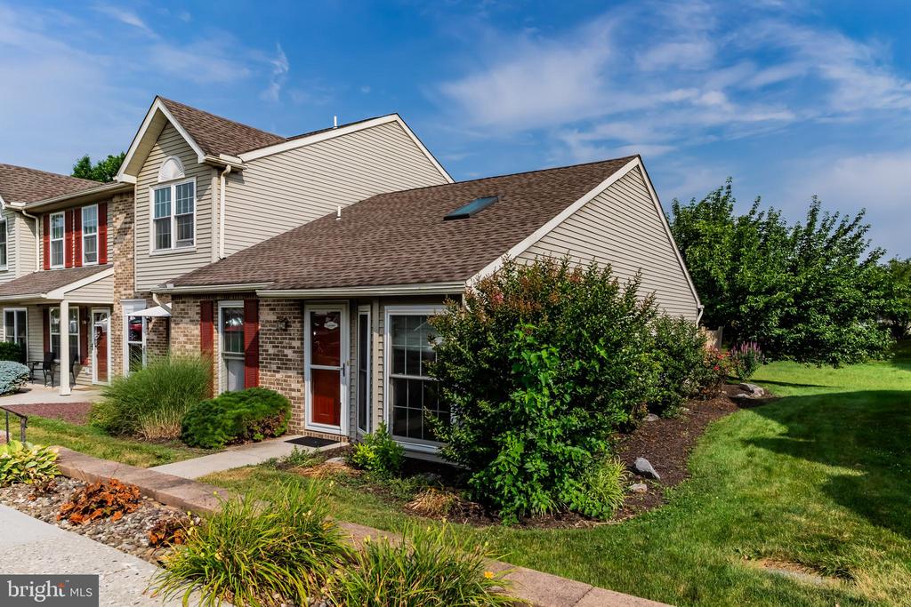 112 Easterly Dr