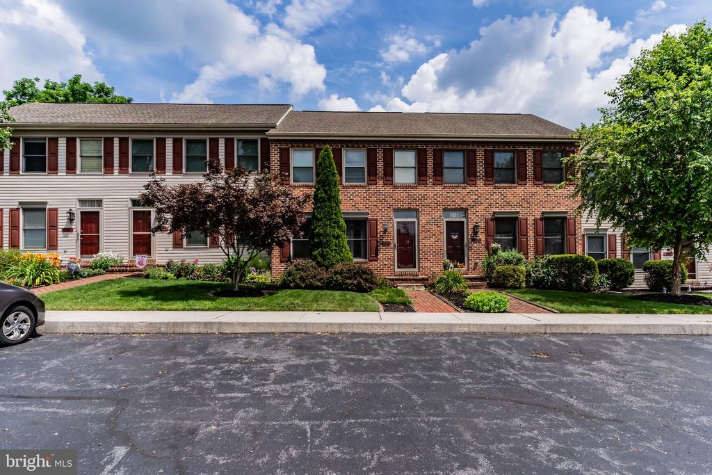 1526 Tussey Ct
