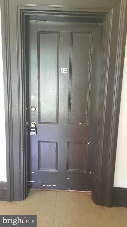 12 S FILBERT ST #A4