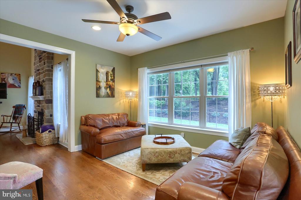 214 Hope Dr