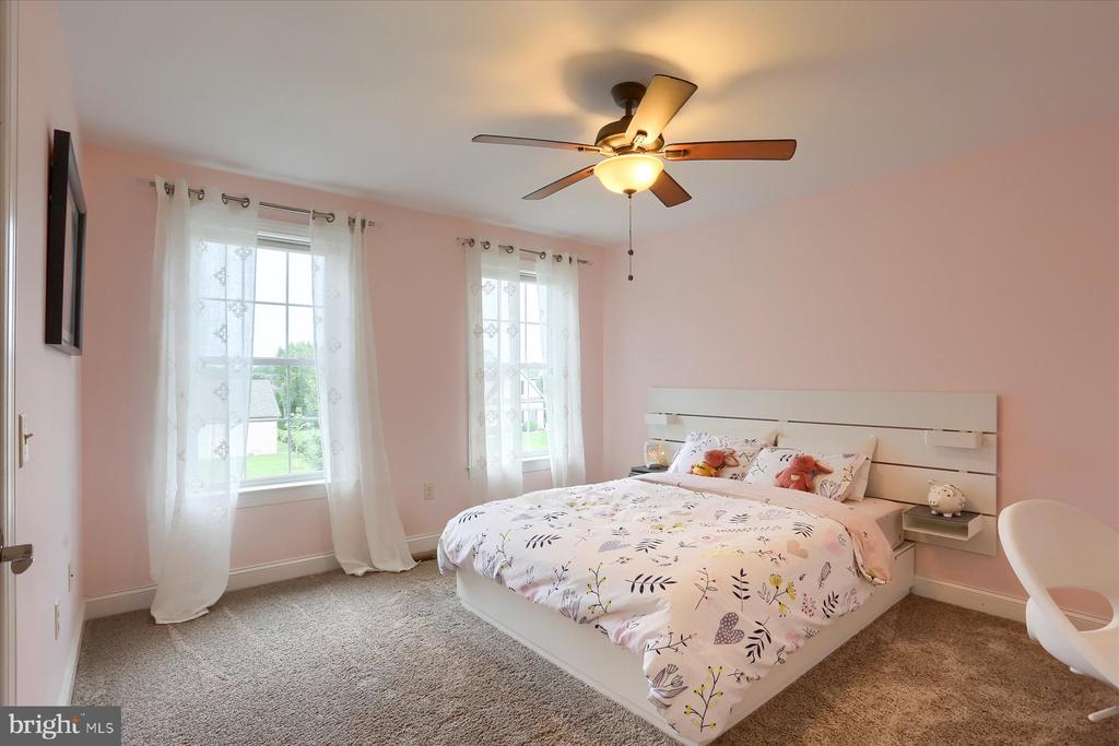 214 Hope Dr