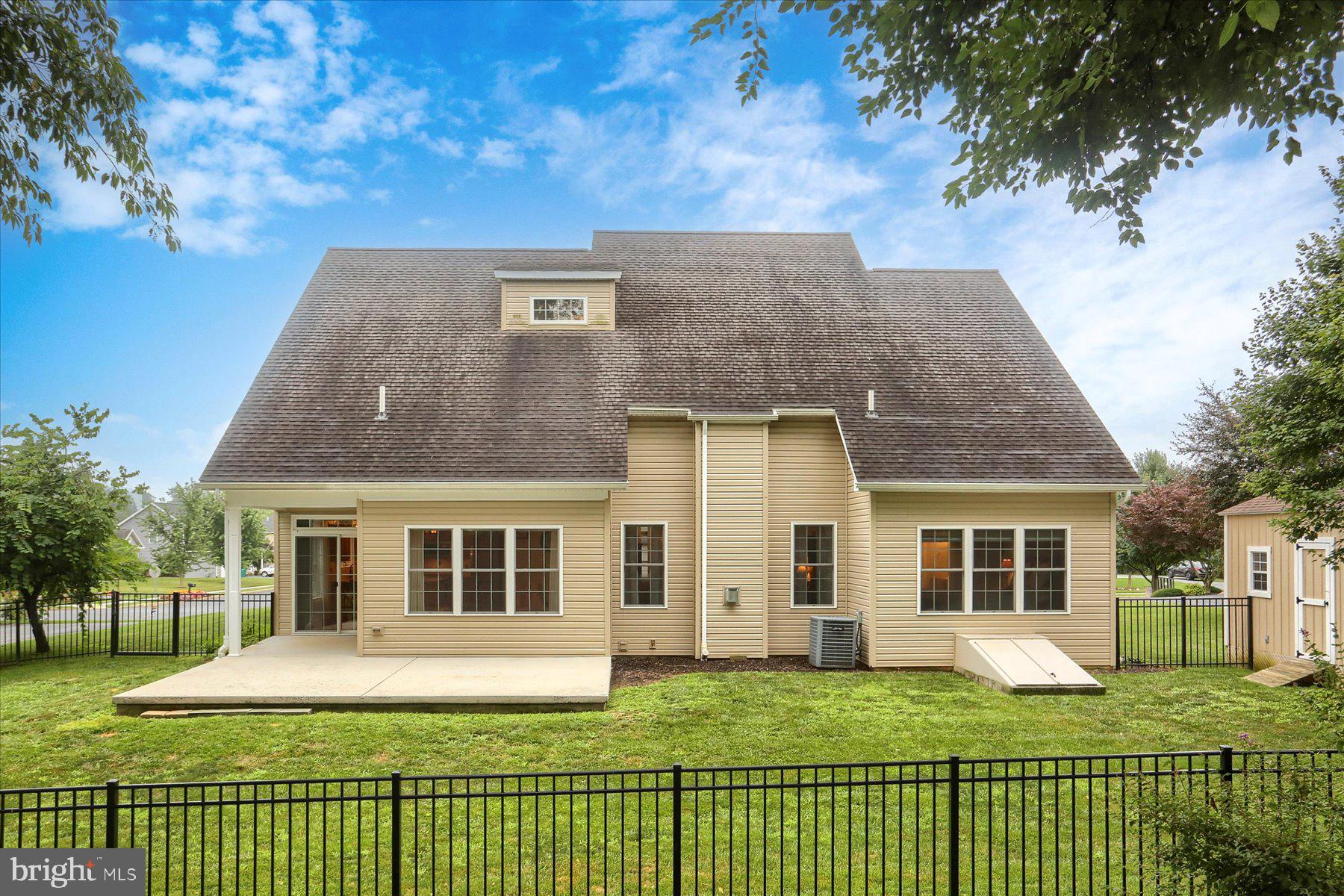214 Hope Dr