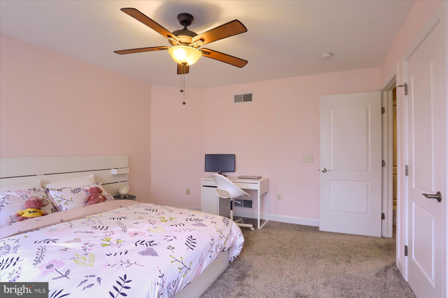 214 Hope Dr