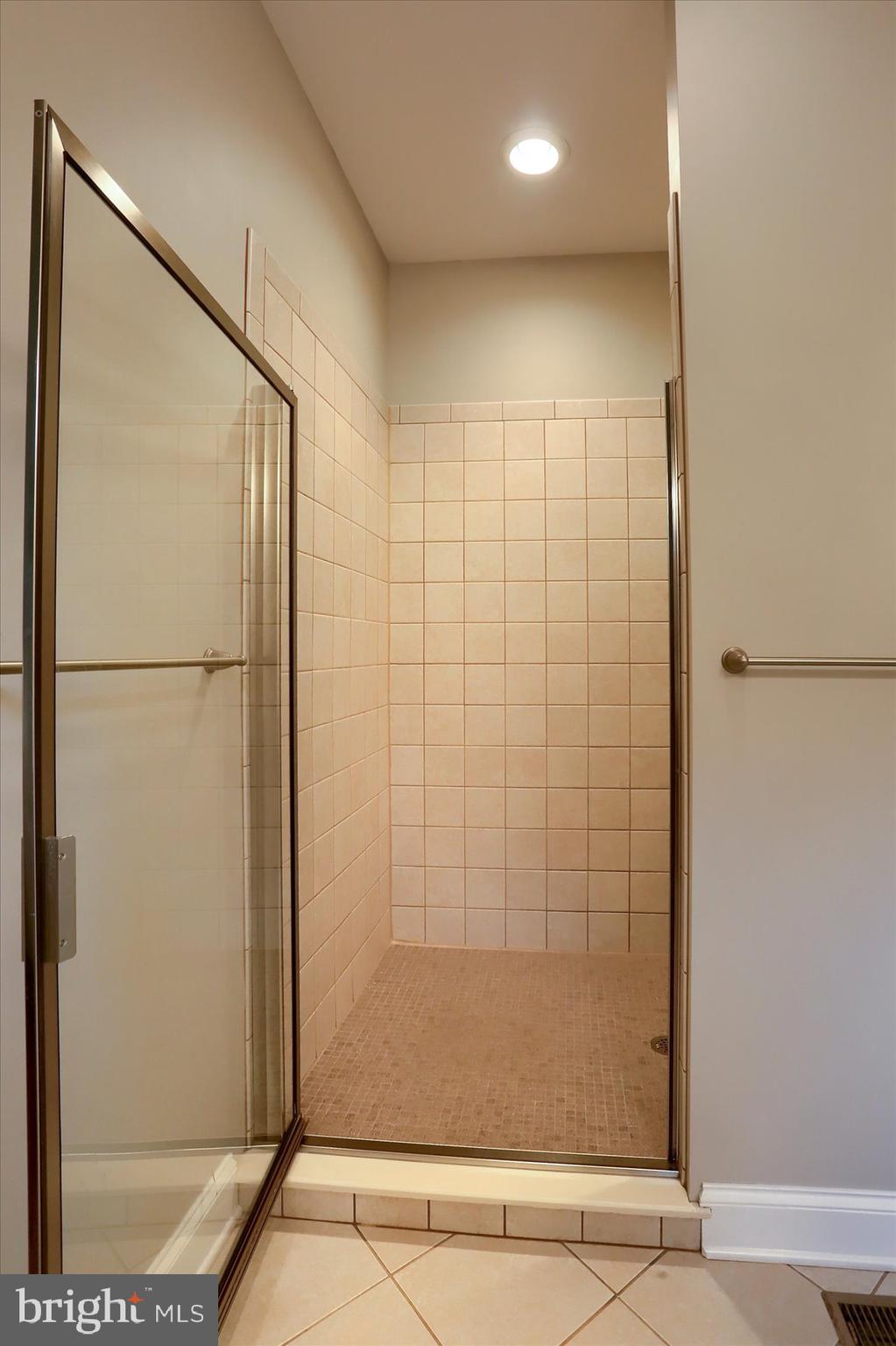 214 Hope Dr