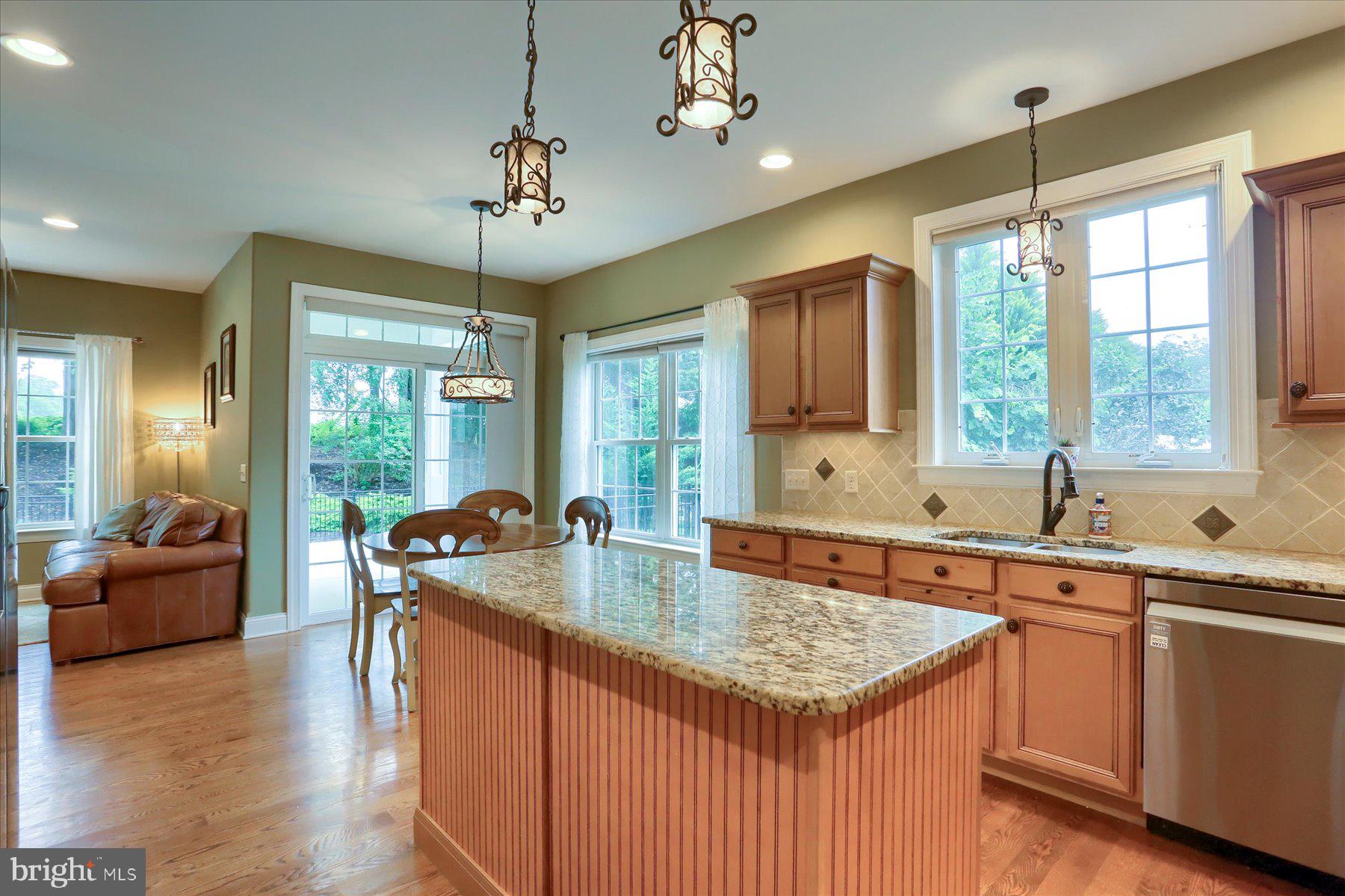 214 Hope Dr