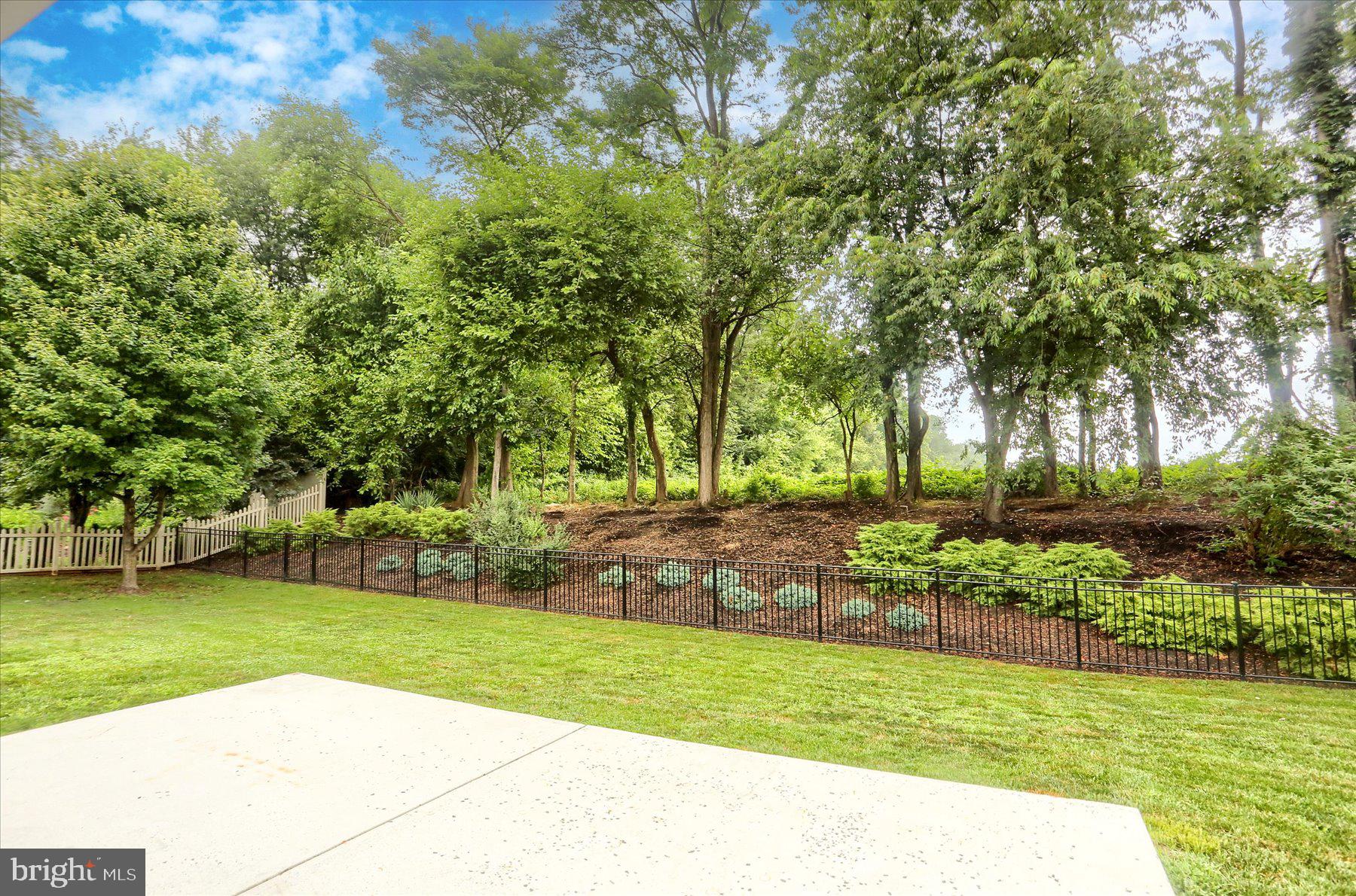 214 Hope Dr