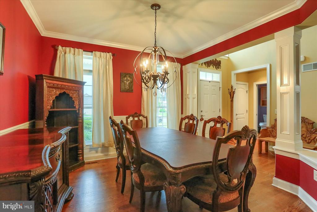 214 Hope Dr