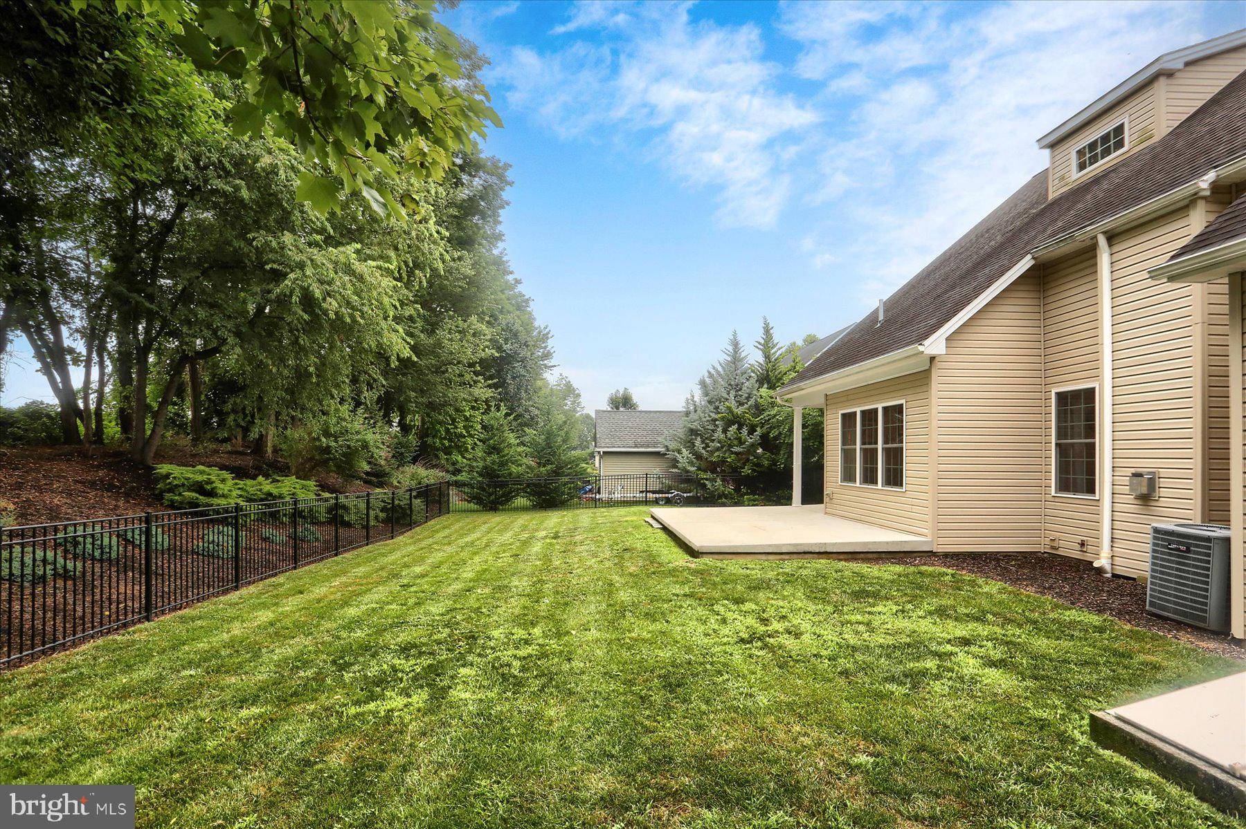 214 Hope Dr