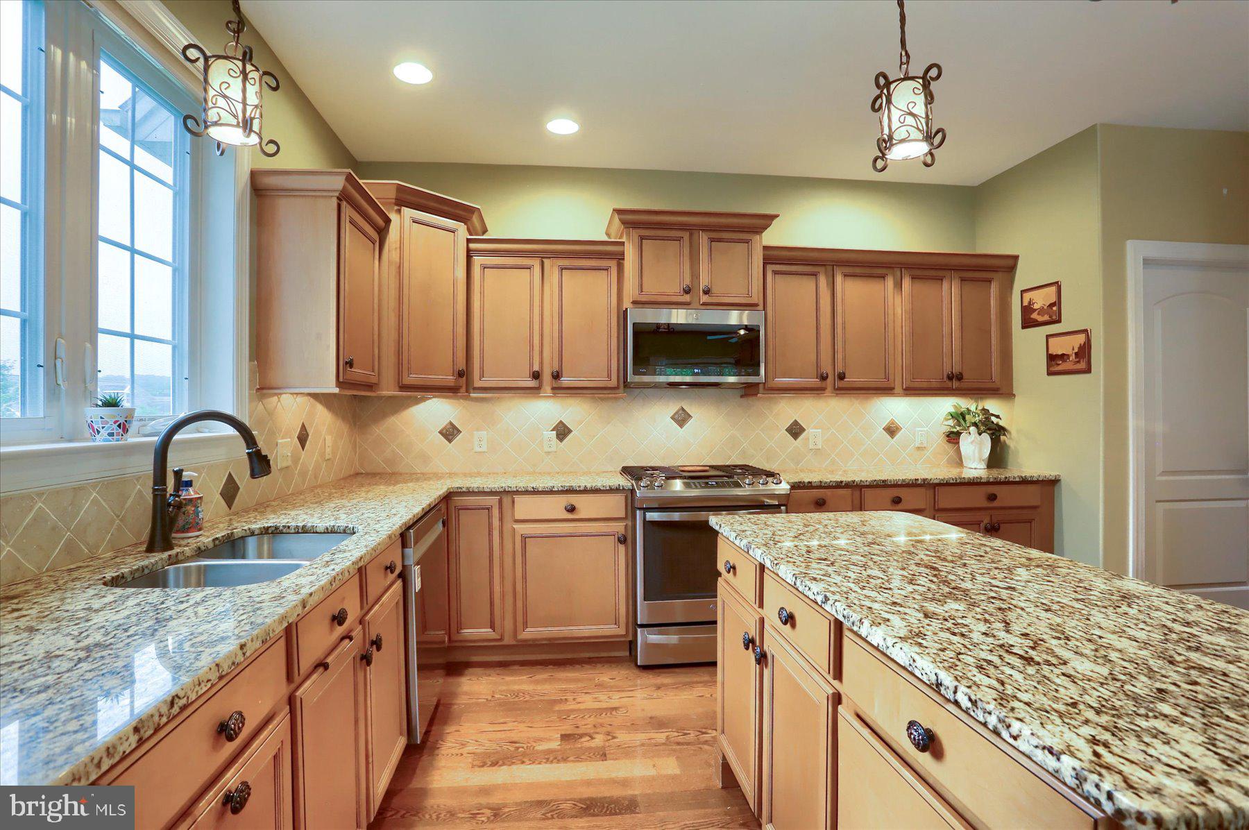 214 Hope Dr