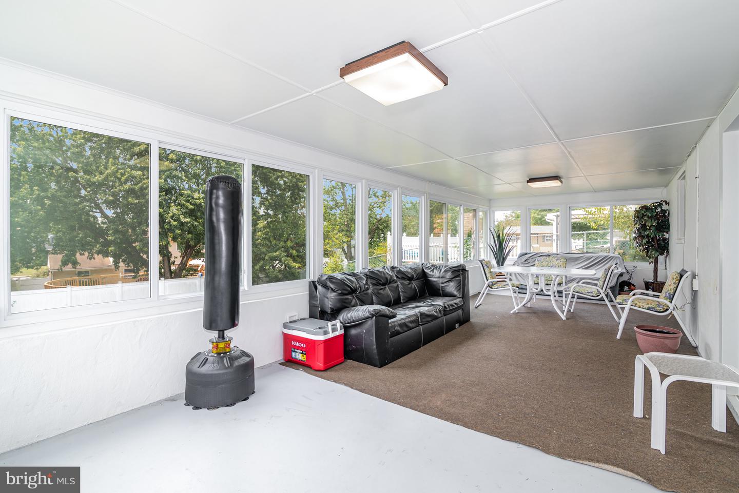 1886 Rachel Dr