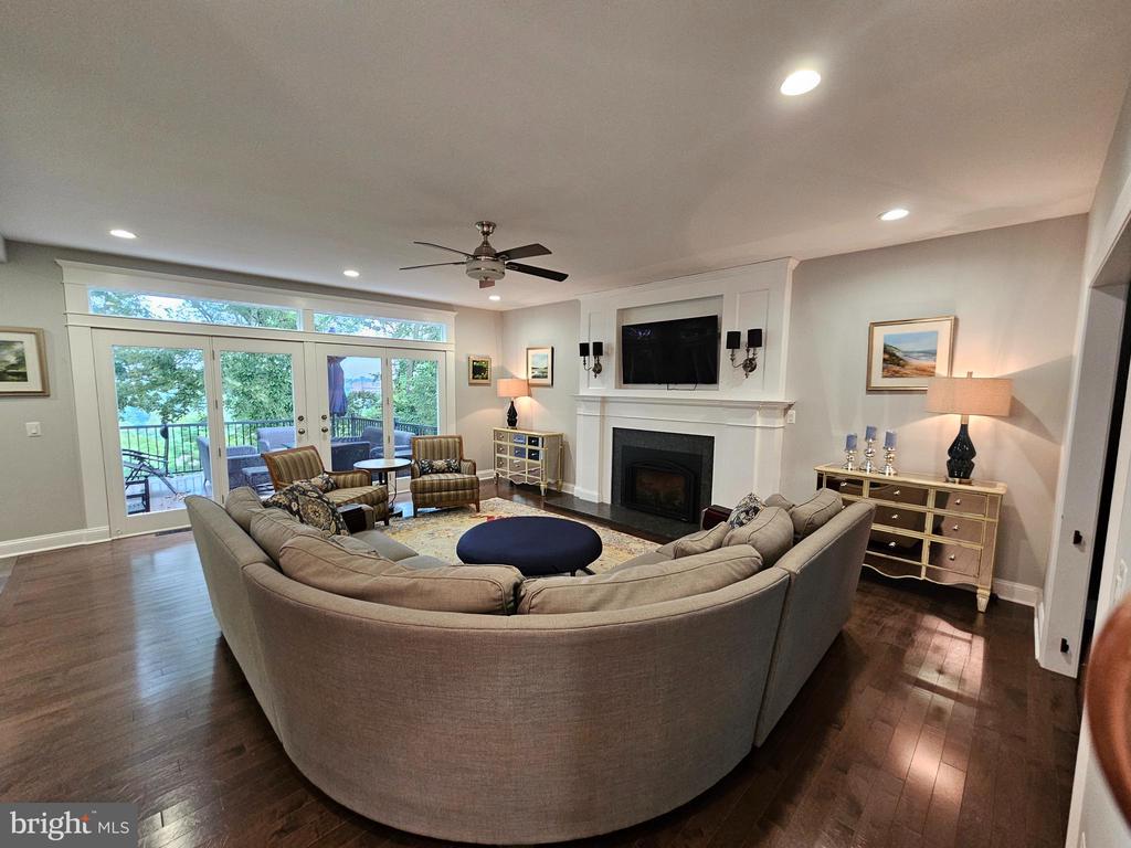 31 CHARISMA DRIVE