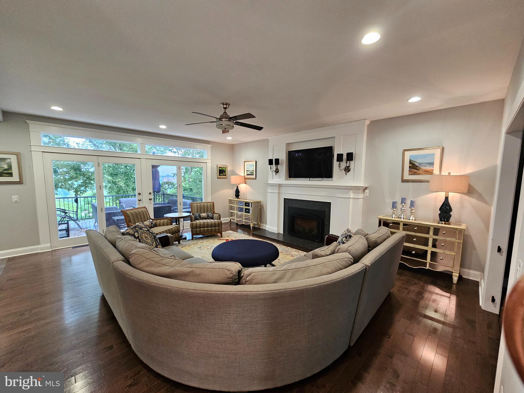31 CHARISMA DRIVE