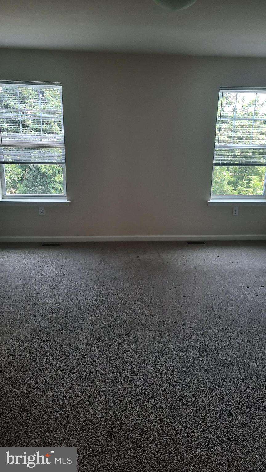 835 ADMIRALS QUAY DR