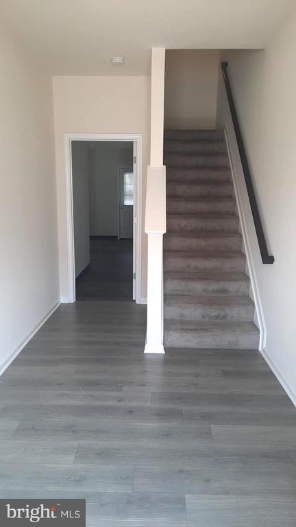 835 ADMIRALS QUAY DR