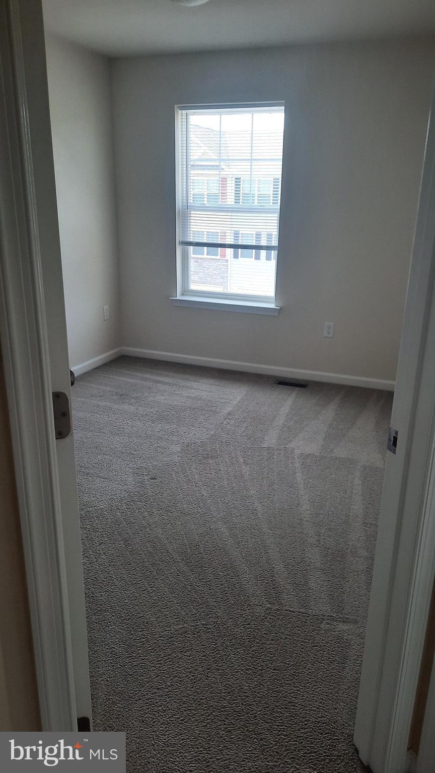 835 ADMIRALS QUAY DR