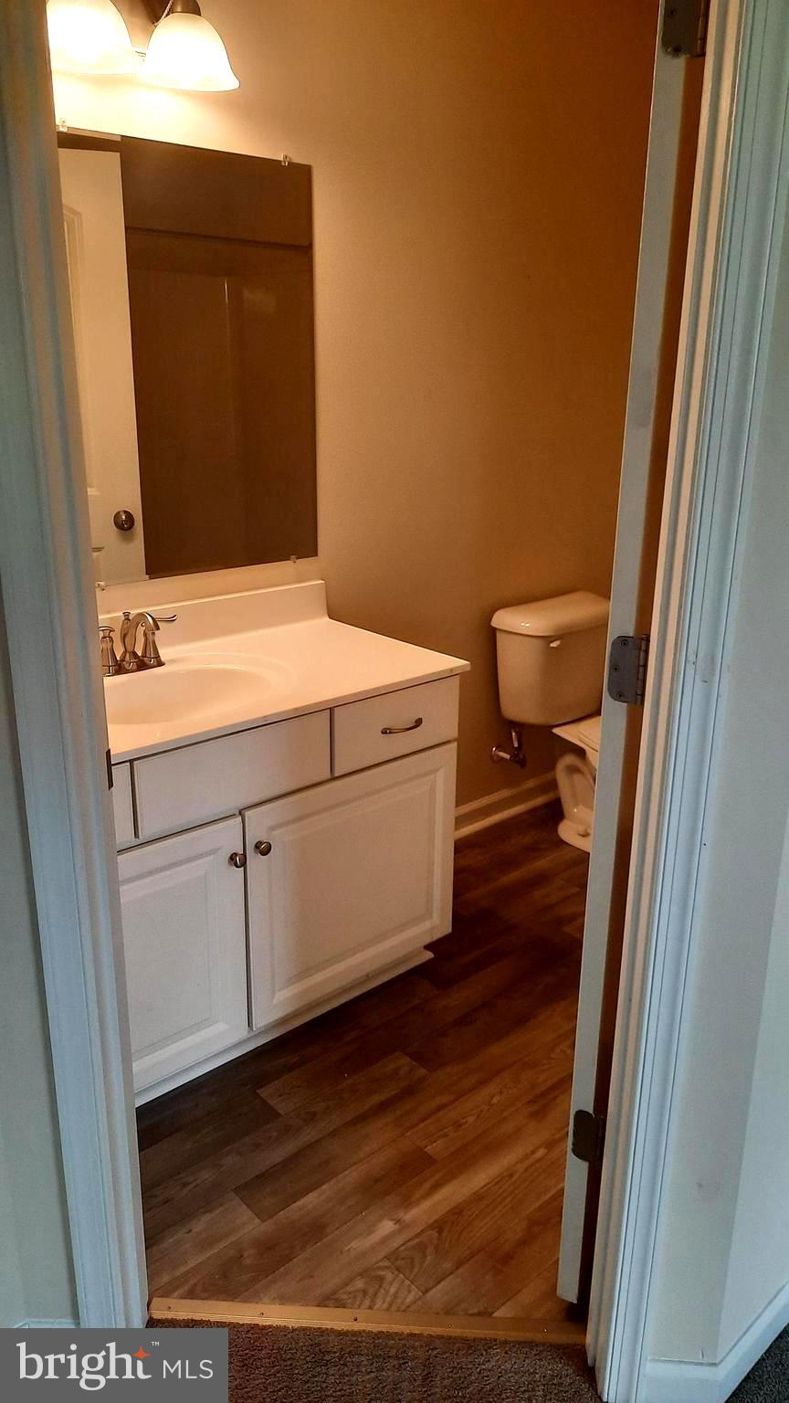 835 ADMIRALS QUAY DR