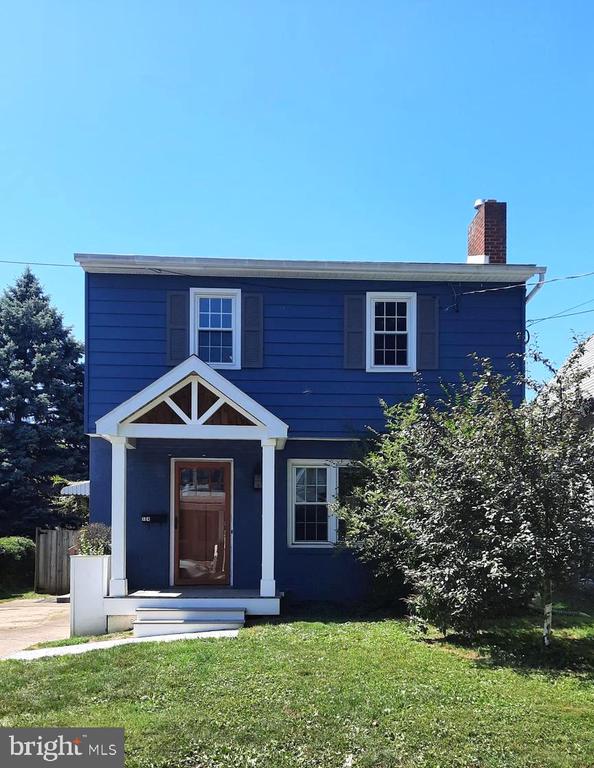 104 S 15TH STREET