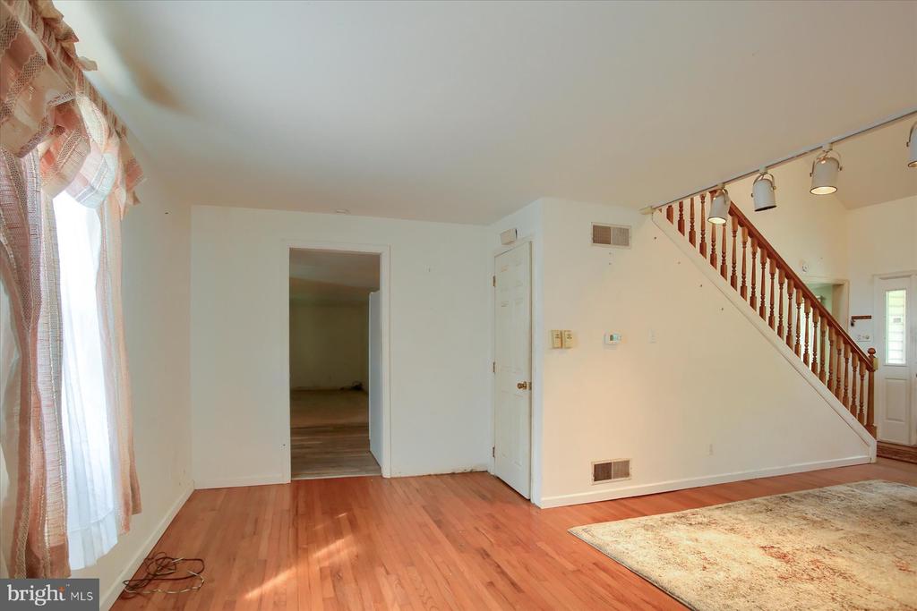 100 Cold Springs Rd