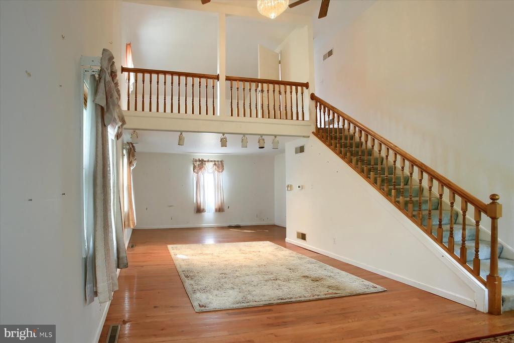100 Cold Springs Rd