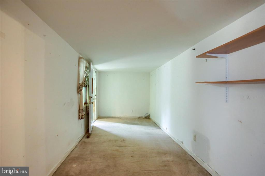 100 Cold Springs Rd