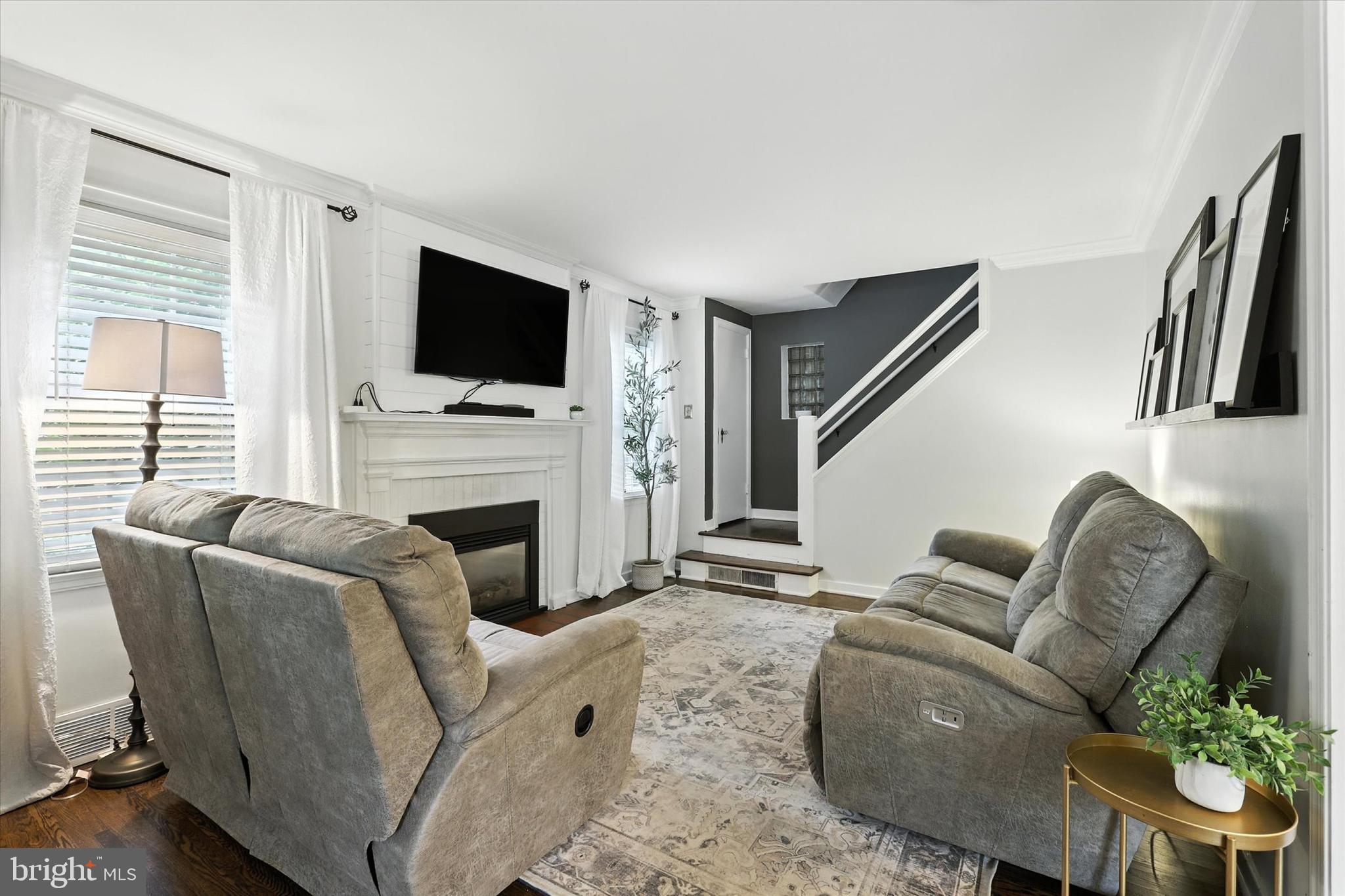 1518 CHATHAM ROAD