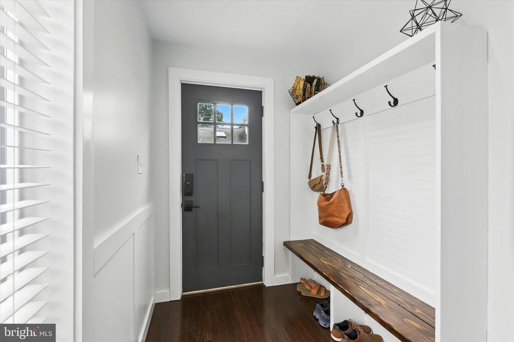 1518 CHATHAM ROAD