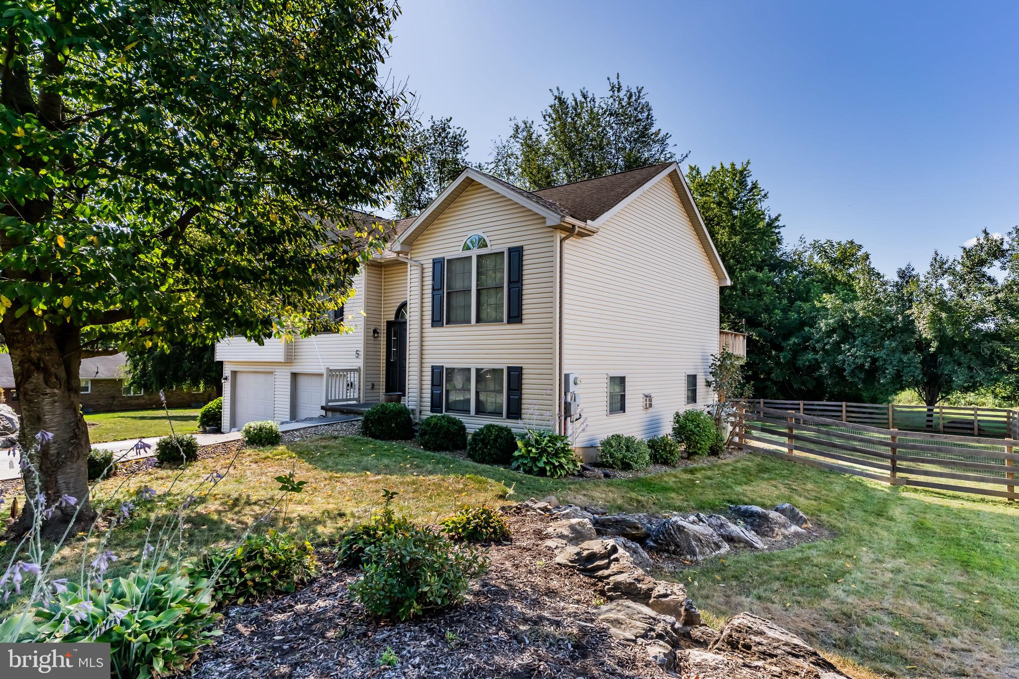 5 CREAMERY ROAD