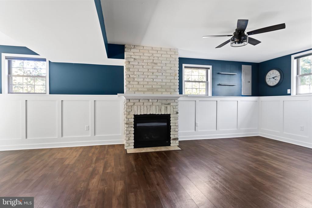 5 CREAMERY ROAD