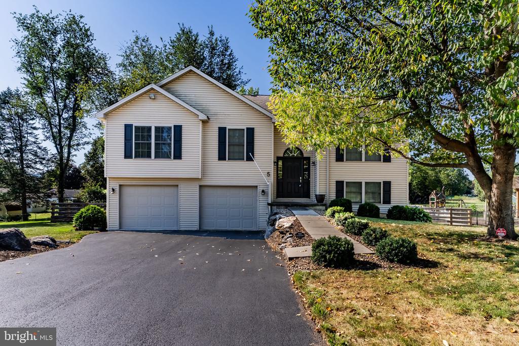 5 CREAMERY ROAD