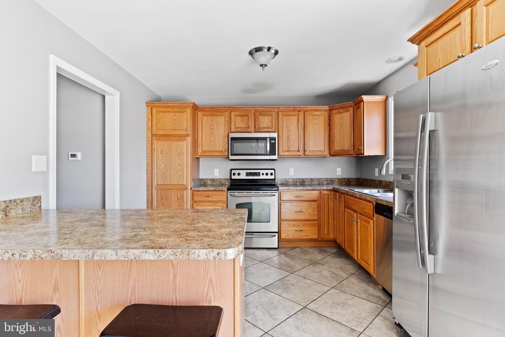 5 CREAMERY ROAD