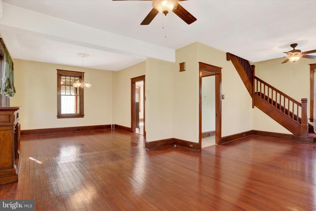 312 10TH STREET