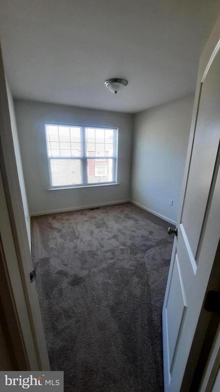 834 ADMIRALS QUAY DRIVE