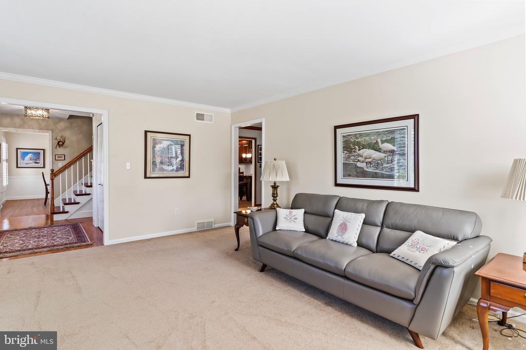 430 CHEROKEE DRIVE