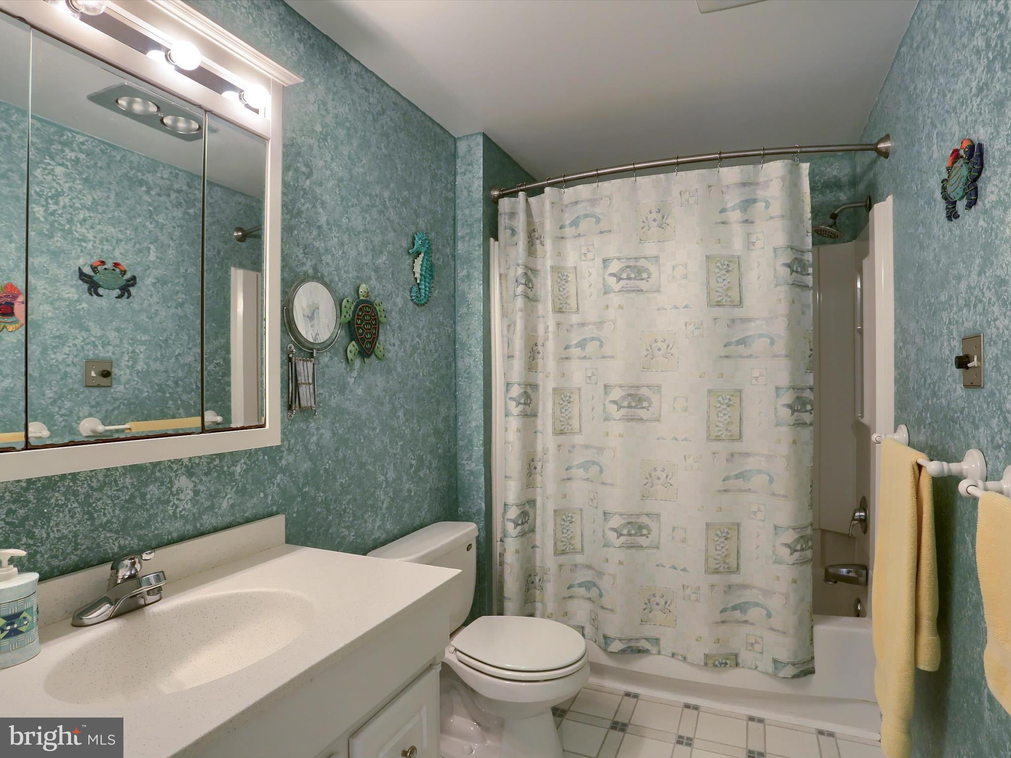 5256 STRATHMORE DRIVE