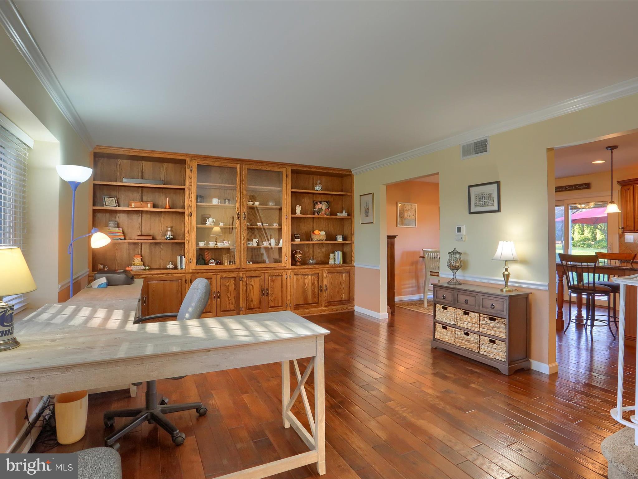 5256 STRATHMORE DRIVE