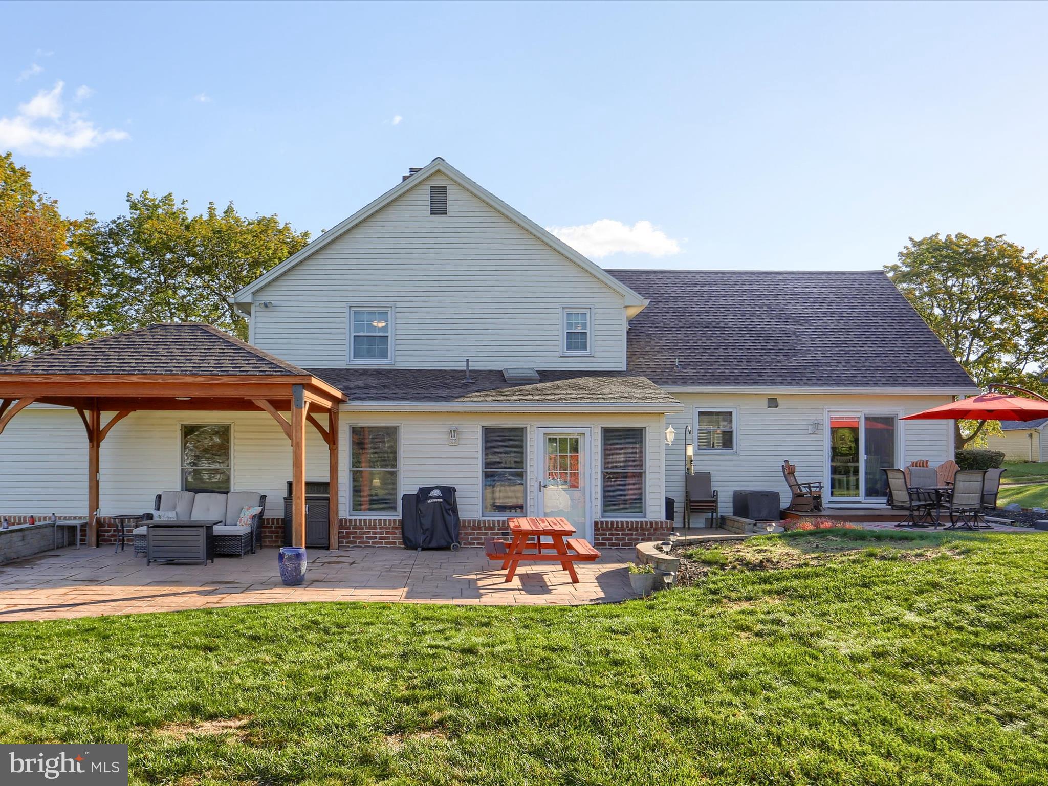 5256 STRATHMORE DRIVE